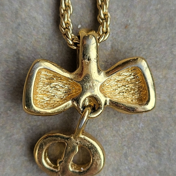 CHRISTIAN DIOR used bow CD necklace - Picture 3 of 5